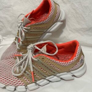 Adidas Climacool Crazy Cool
Chill Sneakers